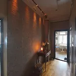 Warm Comfy Apartment *